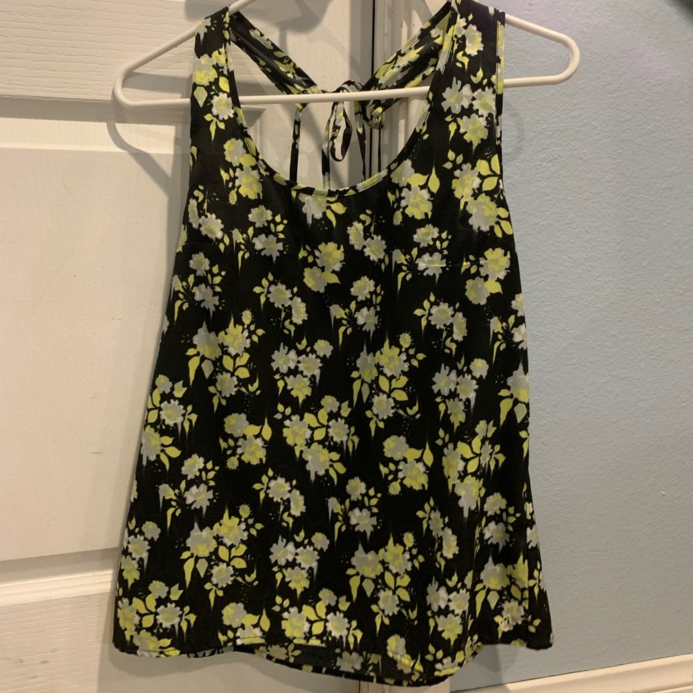 Volcom Open Tie Back Top size Small